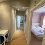3 Bedroom Apartment *