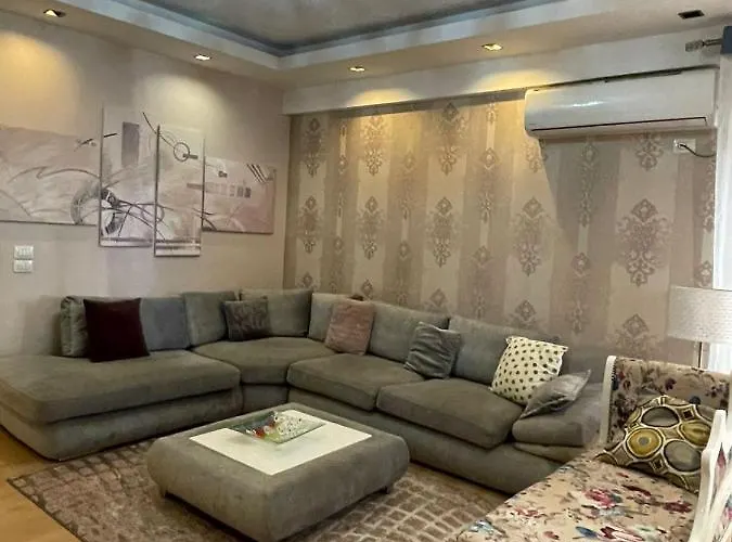 Apartment 3 Bedroom *